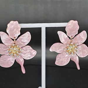 RESIN ACRYLIC FLOWER DANGLE EARRINGS - Exaggerated European And American Style